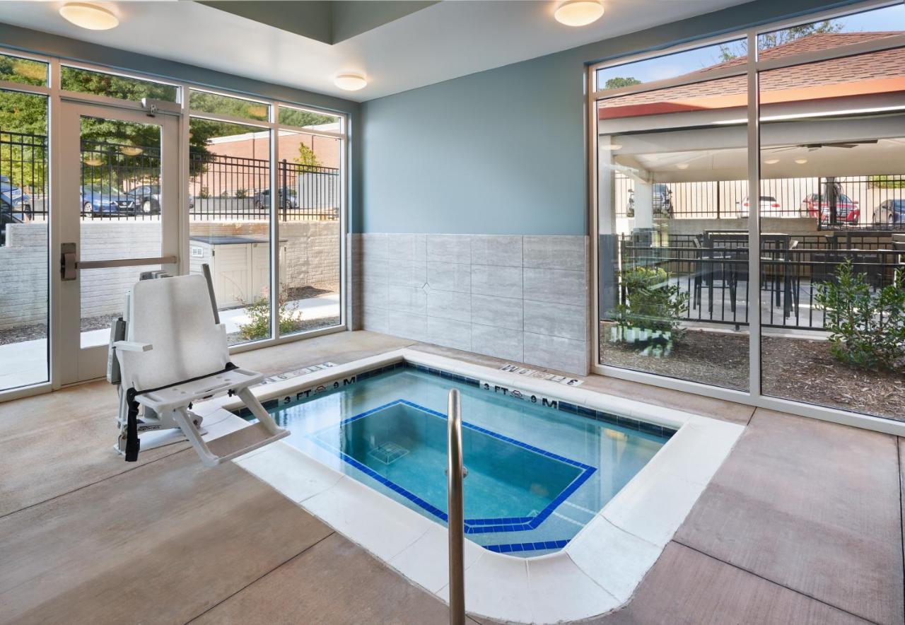 Candlewood Suites - Asheville Downtown By Ihg Exterior photo